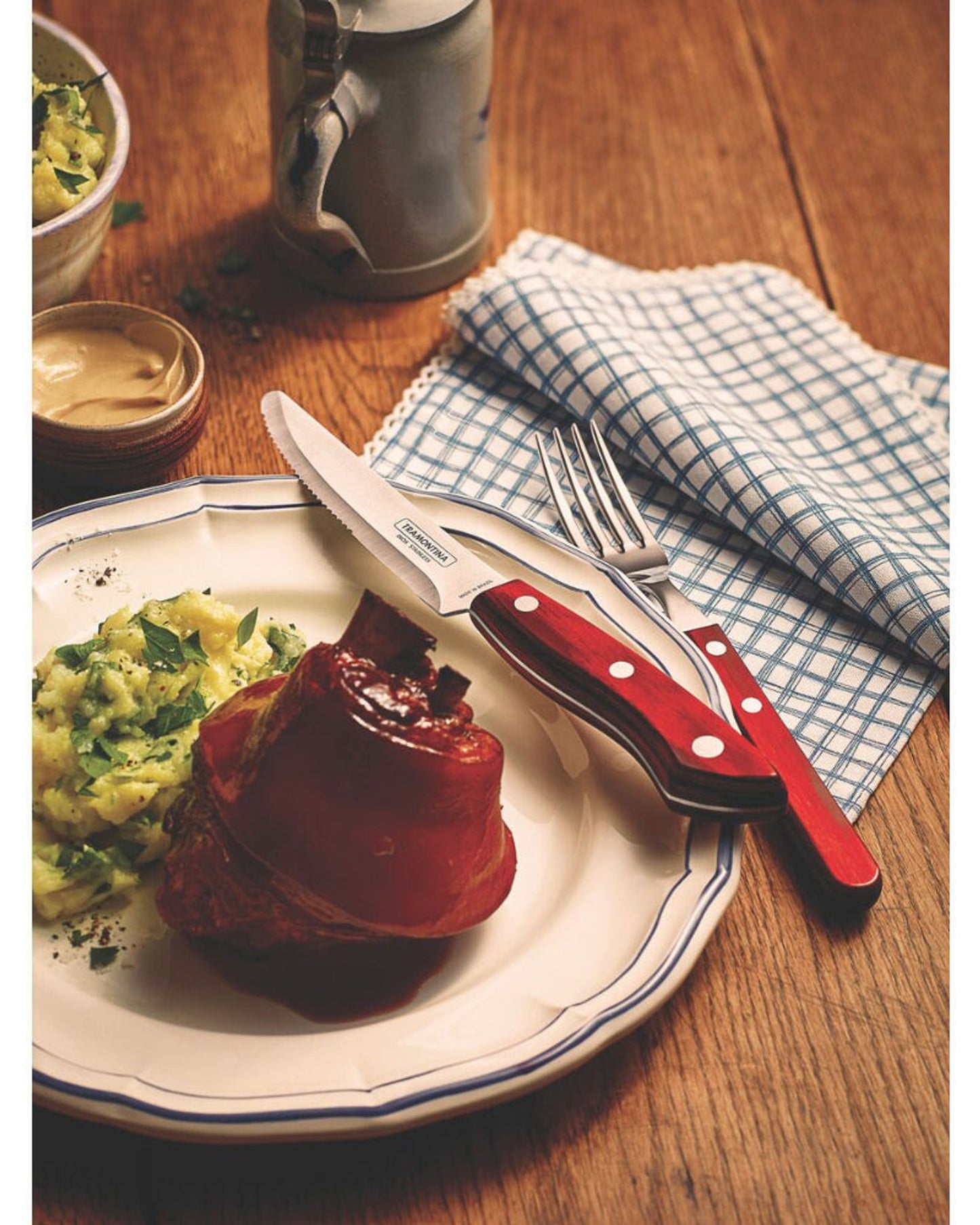 شوكة مائدة ترامونتينا تشوراسكو ذات أسنان من الفولاذ المقاوم للصدأ ومقبض من خشب البولي وود الأحمر المعالج