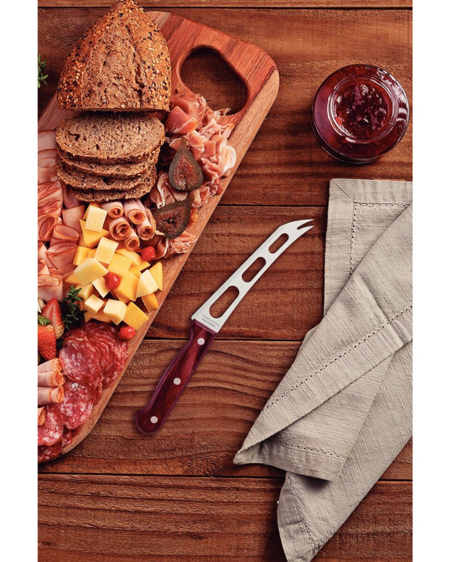 سكين جبن ترامونتينا بولي وود 6 بوصة بشفرة من الفولاذ المقاوم للصدأ ومقبض من الخشب المعالج باللون الأحمر