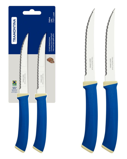 طقم سكاكين شرائح اللحم ترامونتينا فيليس المكون من قطعتين بشفرات من الفولاذ المقاوم للصدأ، وحواف مسننة دقيقة، ومقابض من البولي بروبيلين الأزرق.