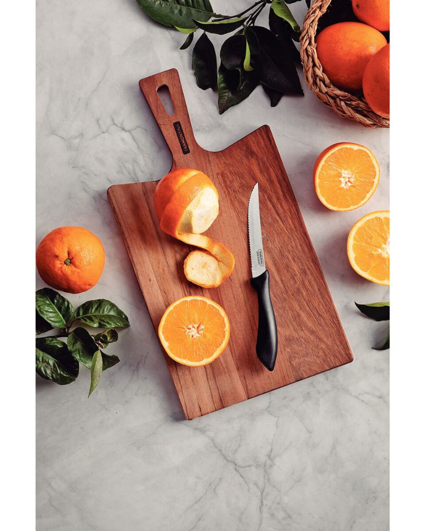 سكين ترامونتينا أفيلاتا 5 بوصة لتقطيع شرائح اللحم والفواكه بشفرة من الفولاذ المقاوم للصدأ ومقبض من البولي بروبيلين الأسود