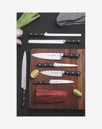 سكين الطاهي ترامونتينا برازيل سينشري، 6 بوصات، بشفرة من الفولاذ المقاوم للصدأ ومقبض من البولي كربونات الأسود