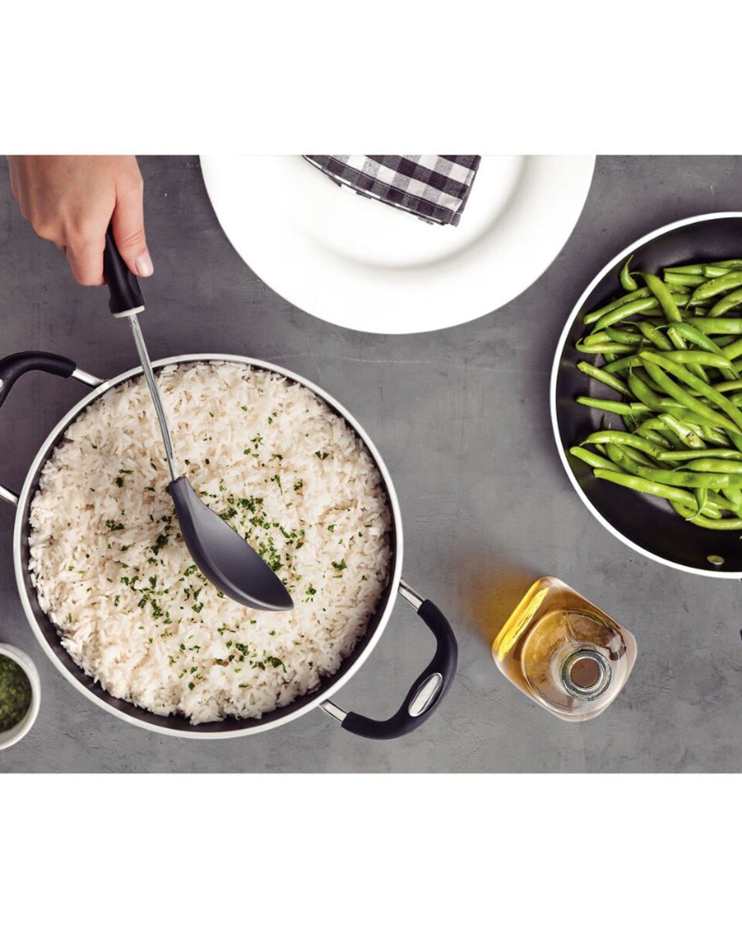 ملعقة أرز من النايلون من ترامونتينا يوتيليتا بمقبض من البولي بروبيلين الأسود