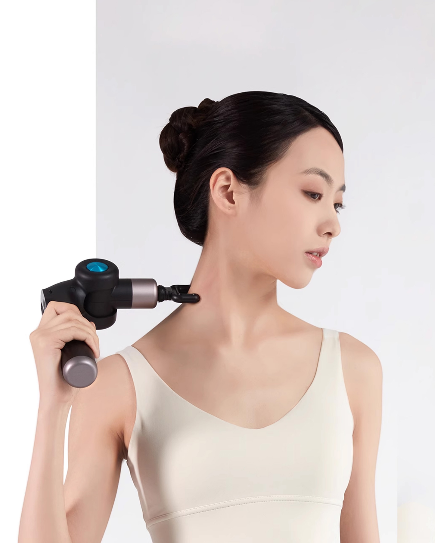 Rotai Muscle Therapy Foldable Massage Gun
