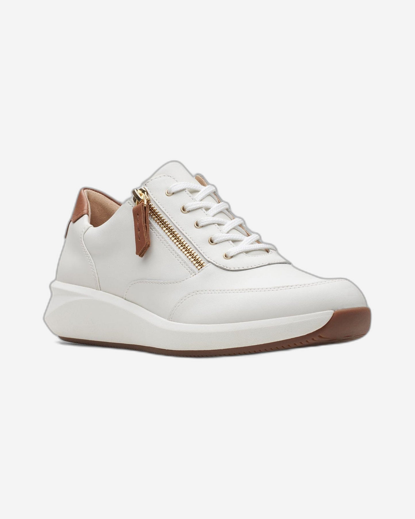 حذاء كلاركس أون ريو بسحاب (مقاس قياسي)