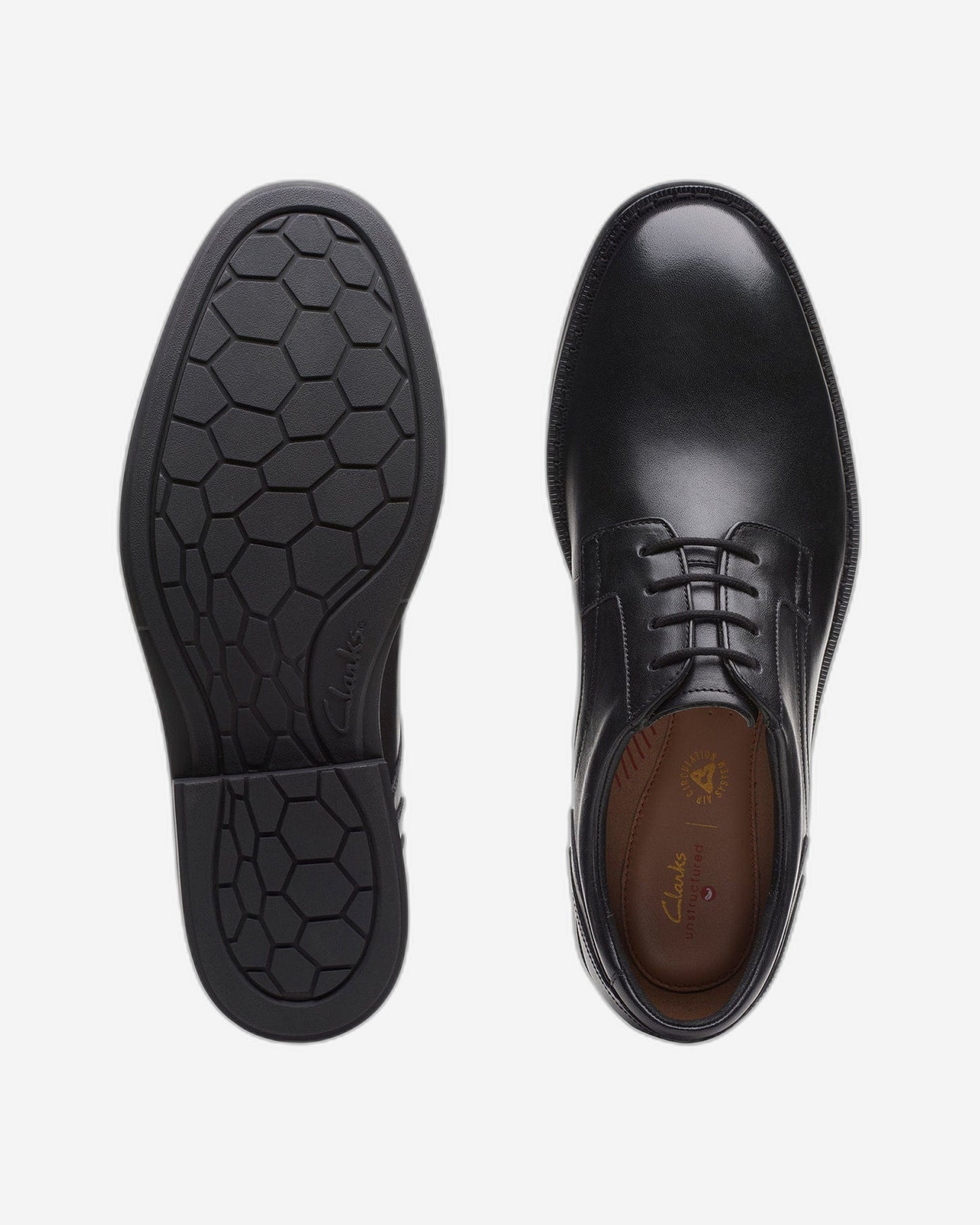 حذاء كلاركس أون هيو برباط (مقاس قياسي)