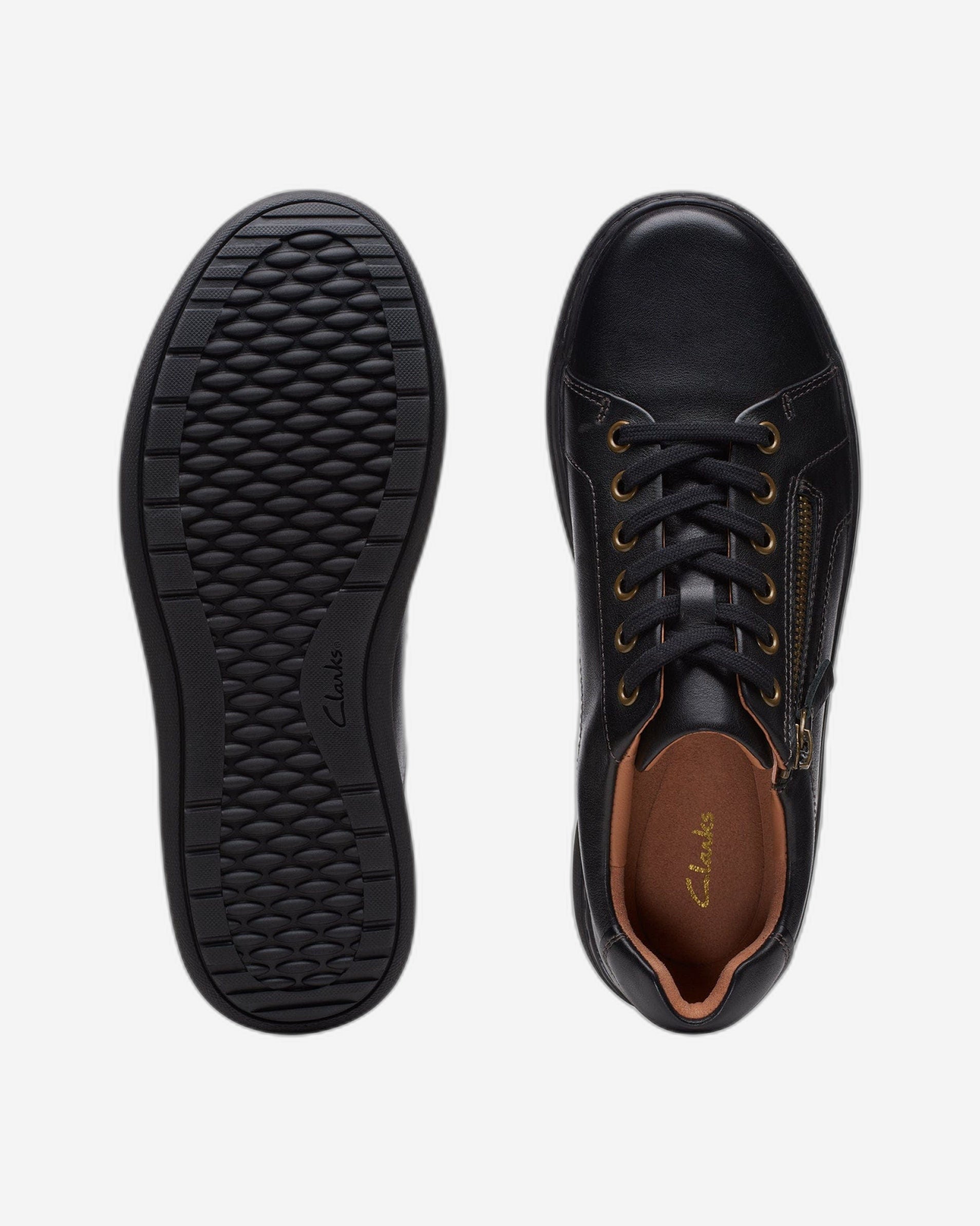 حذاء كلاركس نالي دانتيل (مقاس واسع)