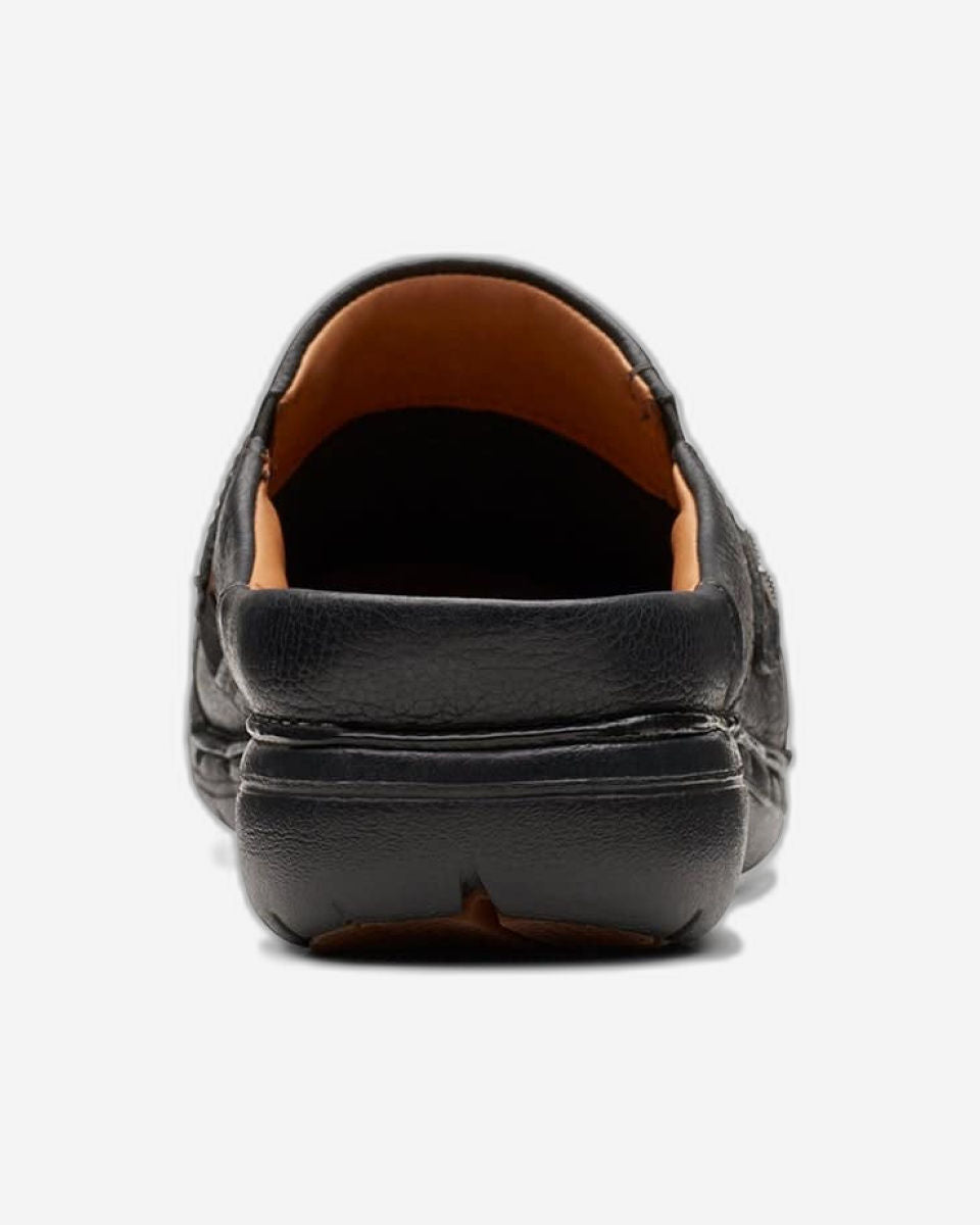 حذاء كلاركس أون لوب إيز (مقاس قياسي)