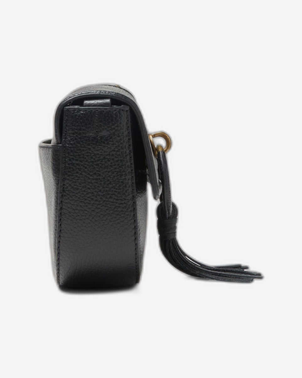 كلاركس كاجوال كروس