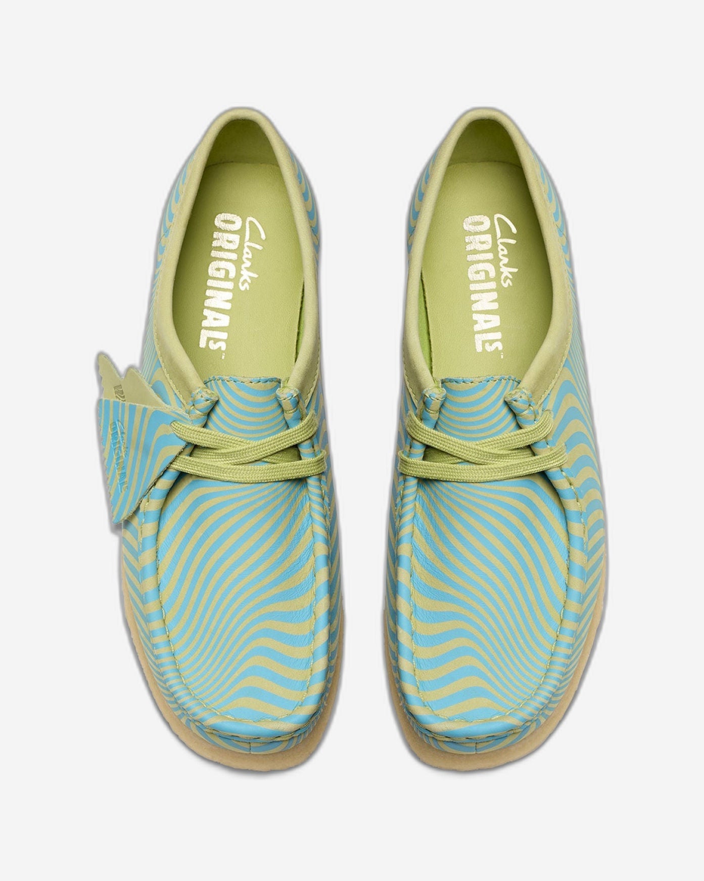 كلاركس والابي للنساء. (مقاس قياسي)