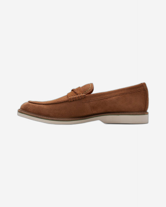 حذاء Clarks Atticus Lt Slip (مقاس قياسي)