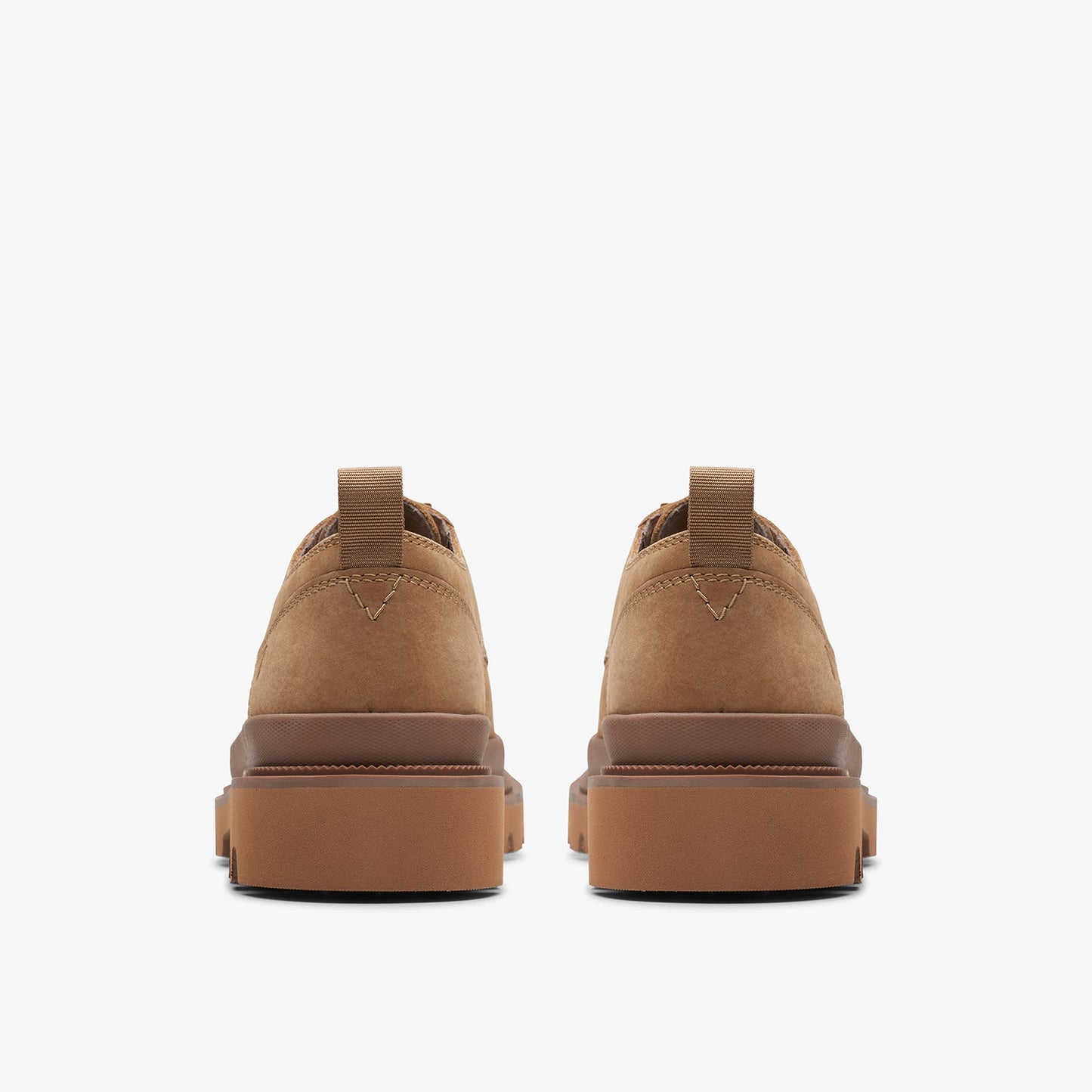 Clarks رجالي بادل رباط (مقاس عادي)