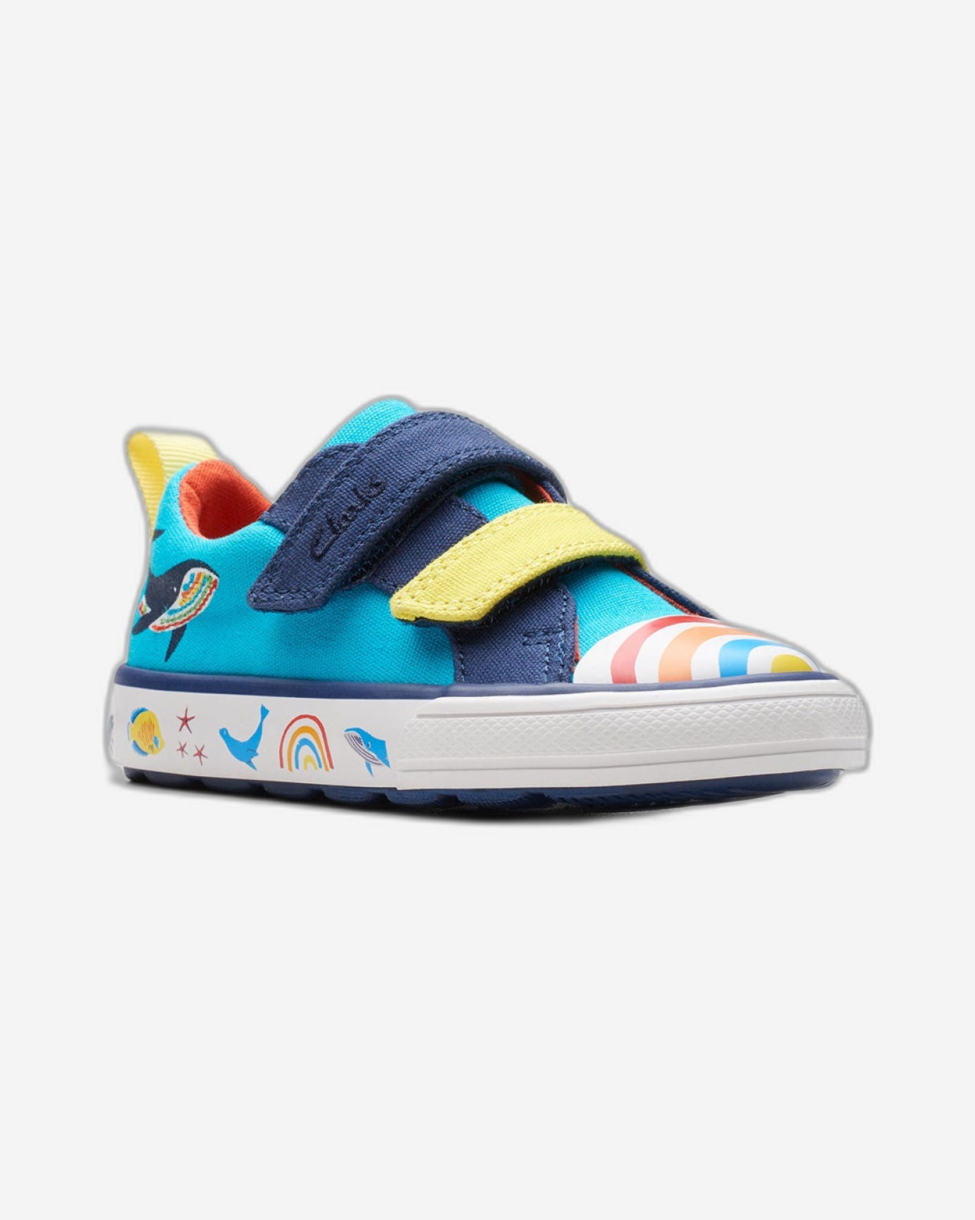 الأولاد - طفل صغير في محيط فوكسينج