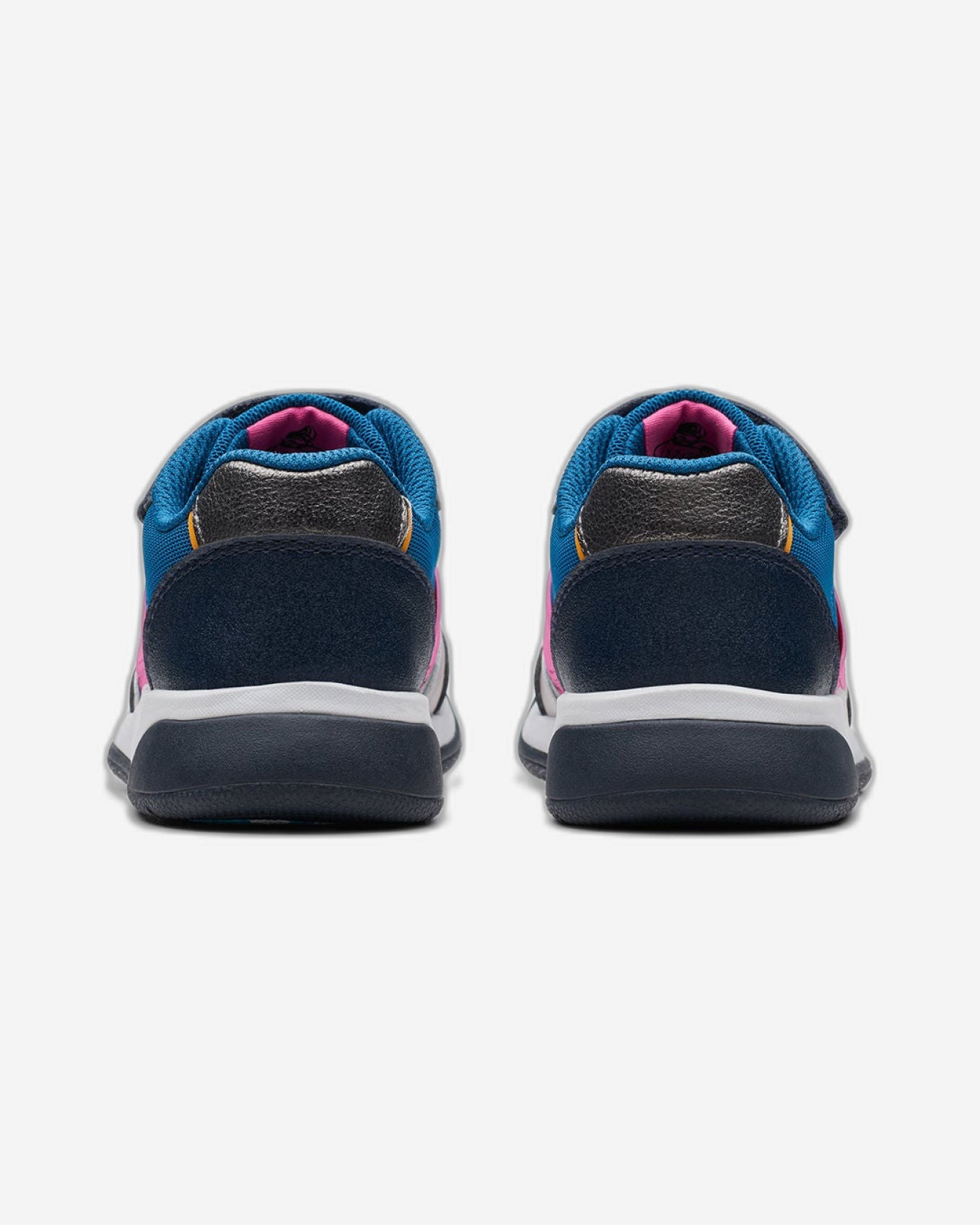 حذاء كلاركس لون فليكس للأطفال (مقاس قياسي)