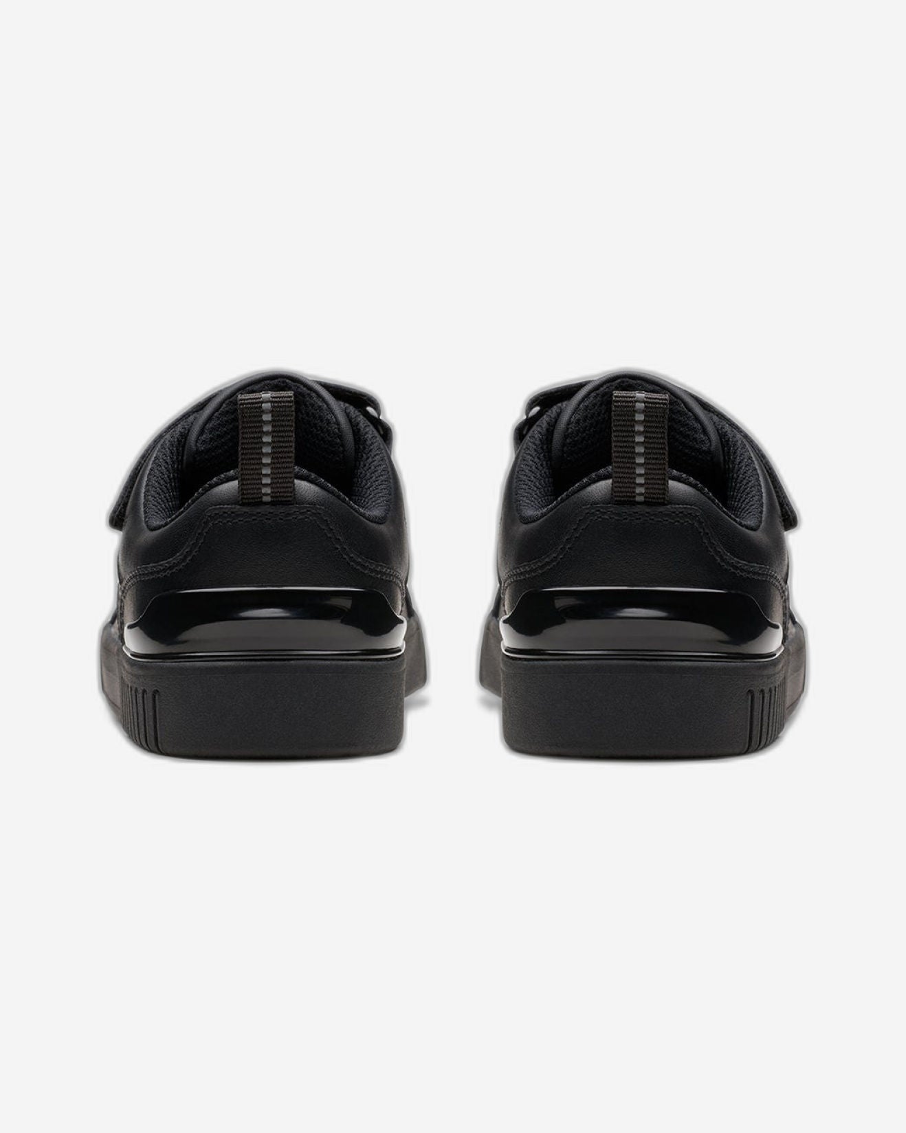 بنطال أوسلو فلير للأطفال من كلاركس للأولاد (مقاس واسع)