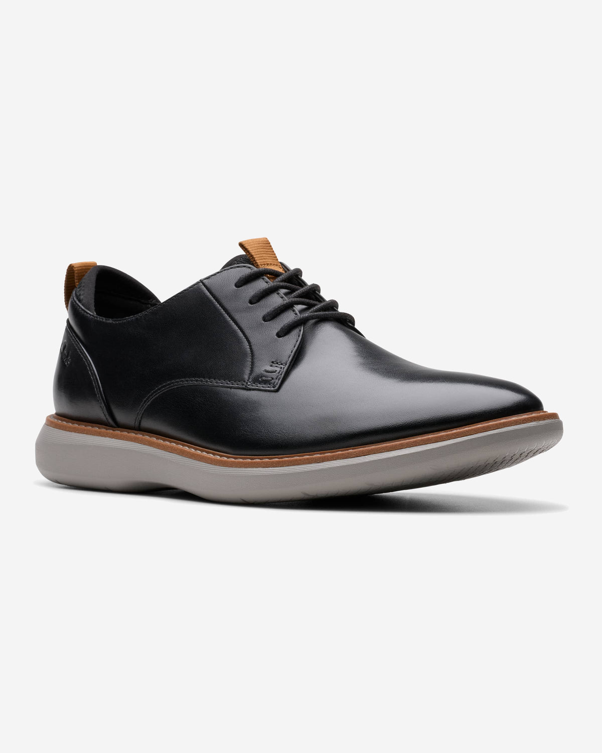 Clarks Brantin Plain (Wide Fit)