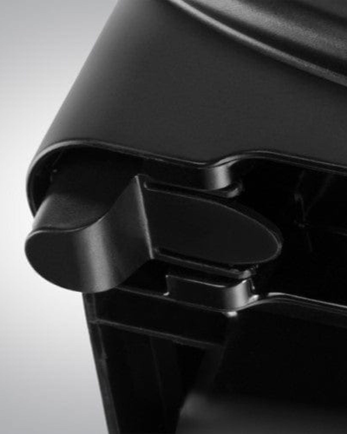 شواية كهربائية جورج فورمان فليكس (26250) غير لاصقة - مسطحة 1650-1960 واط، صينية مفتوحة، مكبس بانيني، وصانعة شطائر، للاستخدام في المطاعم والمكاتب - أبيض ذهبي - ضمان لمدة عام