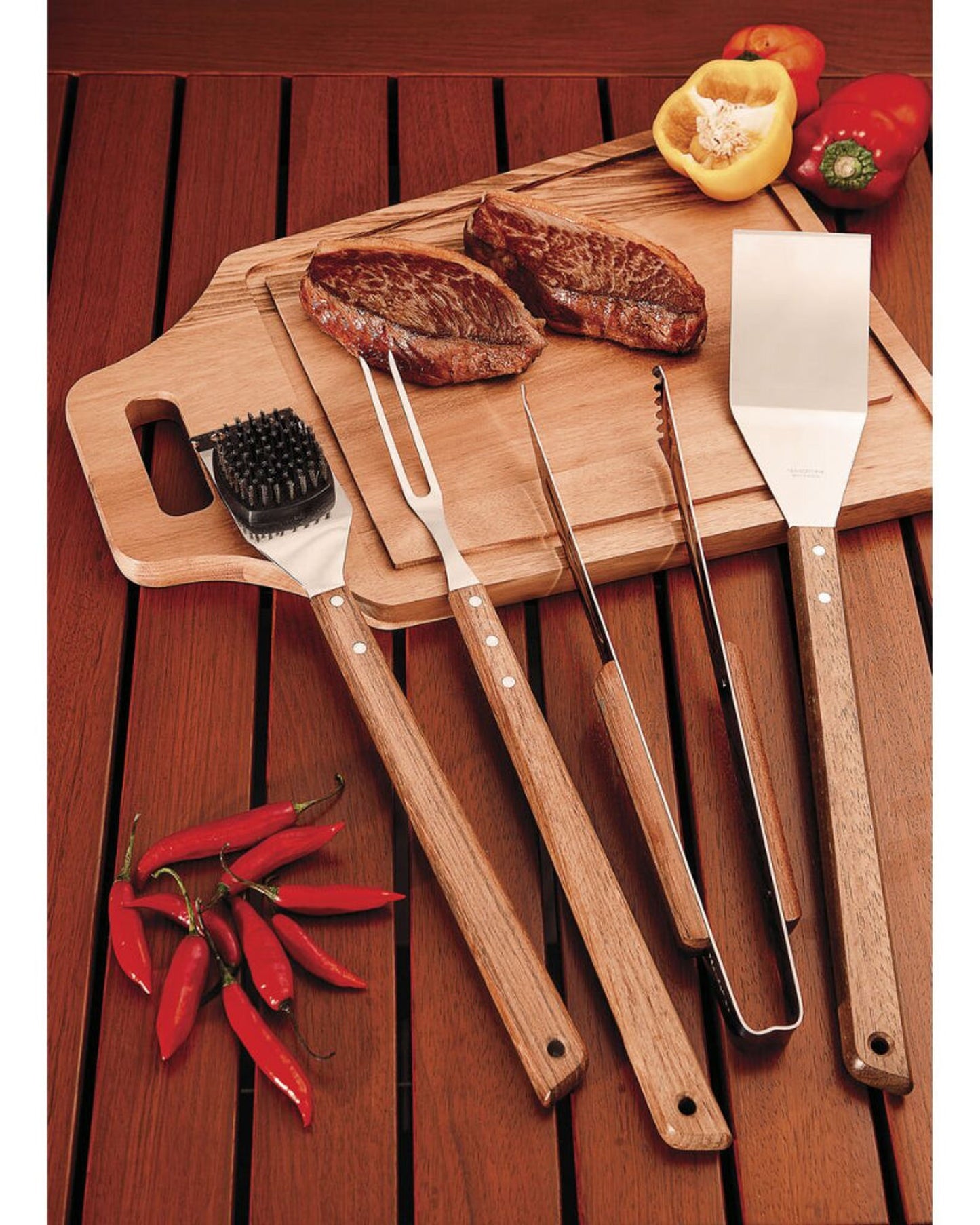 فرشاة شواء من الفولاذ المقاوم للصدأ من ترامونتينا تشوراسكو بمقبض خشبي مقاس 41.7 سم