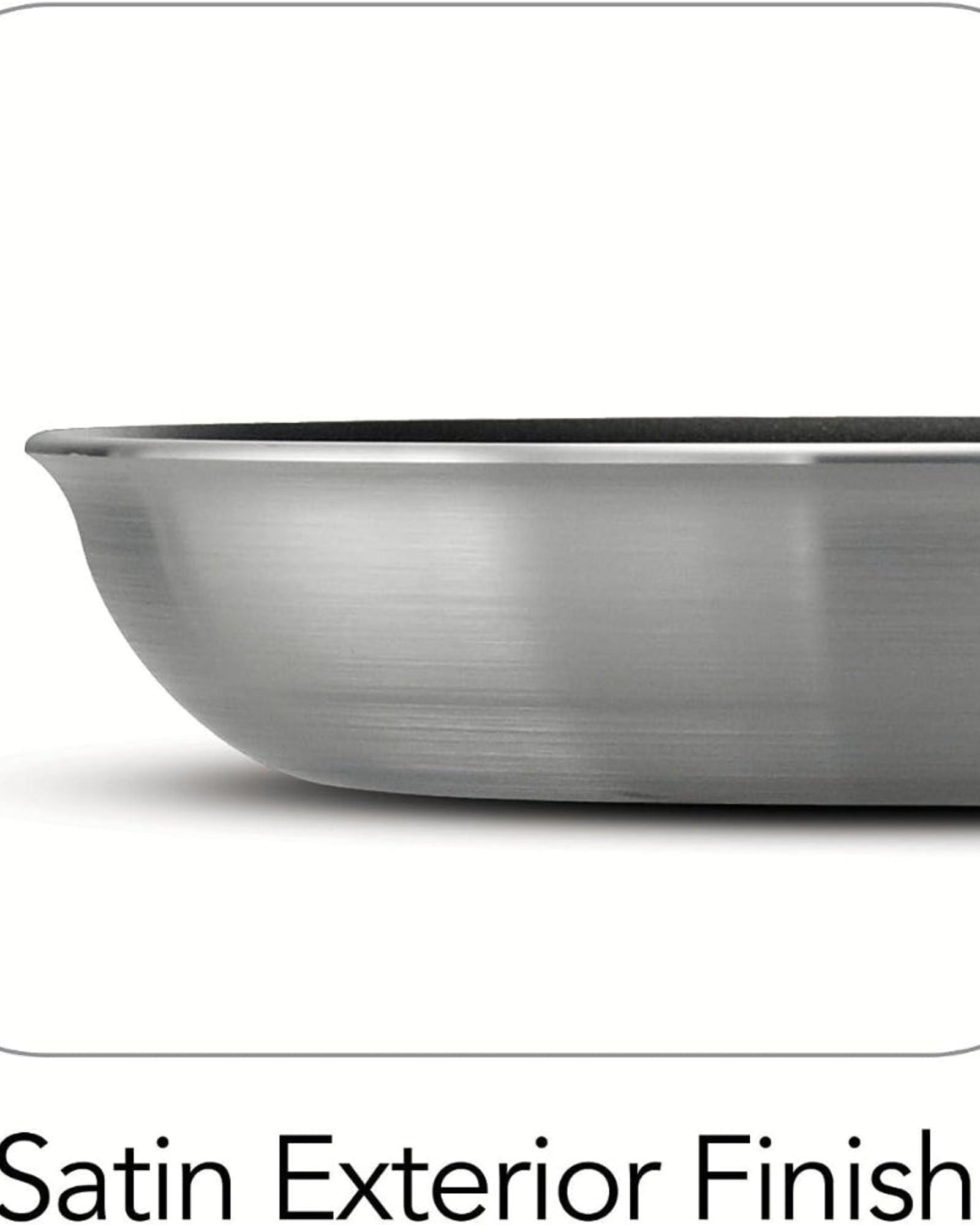 مقلاة ترامونتينا برازيل بروفيشنال من الألومنيوم مقاس 25 سم مع طلاء ستارفلون الداخلي غير اللاصق الخالي من حمض بيرفلورو الأوكتانويك (PFOA) واللمسة النهائية الخارجية المصقولة