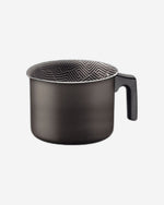 غلاية حليب من الألومنيوم من ترامونتينا باريس، مطلية من الداخل والخارج بطبقة مانعة للالتصاق من الرصاص من نوع ستارفلون ماكس، 12 سم، 1.2 لتر