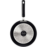 مقلاة ترامونتينا برازيل موناكو إندكشن 28 سم من الألومنيوم الأسود مع طلاء ستارفلون بريميوم غير لاصق داخلي وخارجي خالٍ من حمض بيرفلورو الأوكتانويك (PFOA)