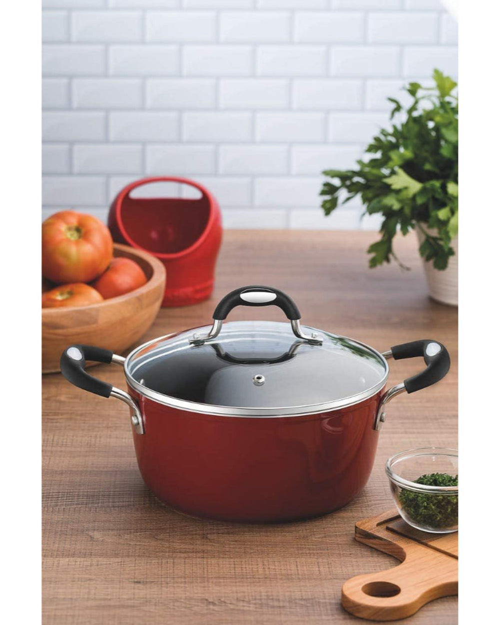 ترامونتينا برازيل موناكو إندكشن 20 سم 2.6 لتر طاجن ألومنيوم أسود مع طلاء ستارفلون بريميوم غير لاصق داخلي وخارجي خالٍ من حمض بيرفلورو الأوكتانويك (PFOA)