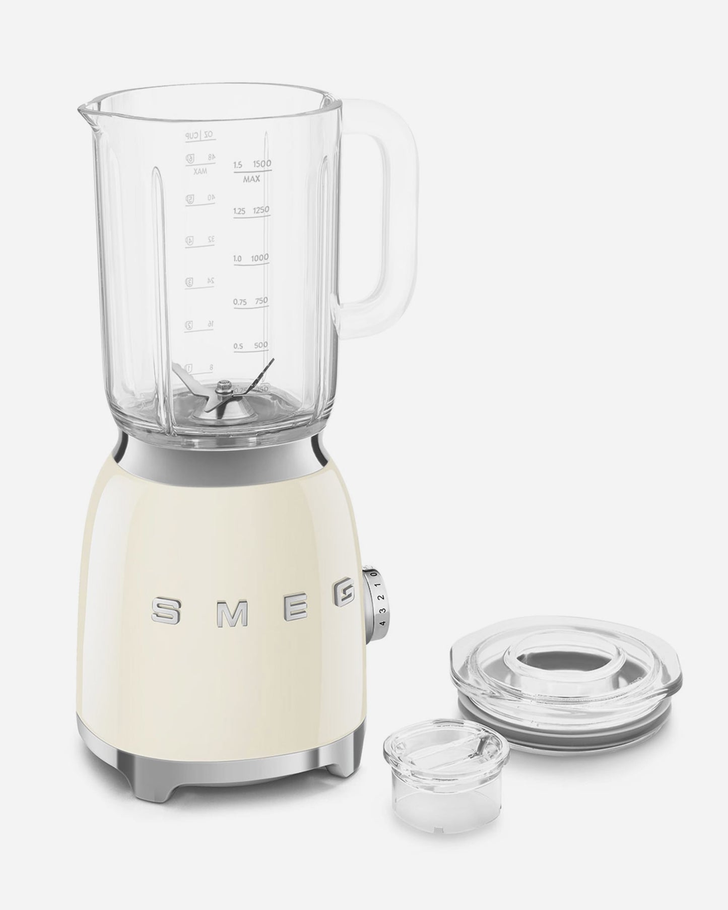 خلاط SMEG بتصميم قديم مع 4 إعدادات سرعة - لون كريمي