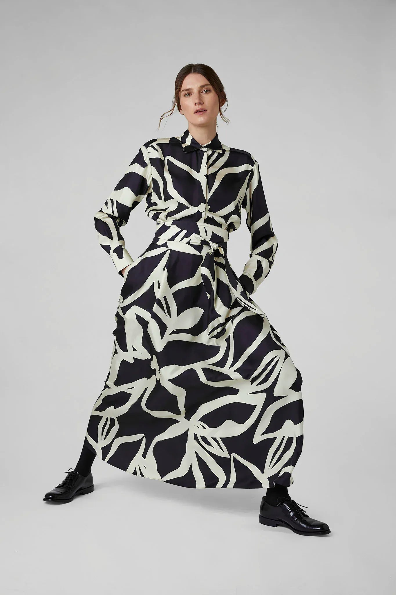 Gail Silk Twill Printed Shirt in Black