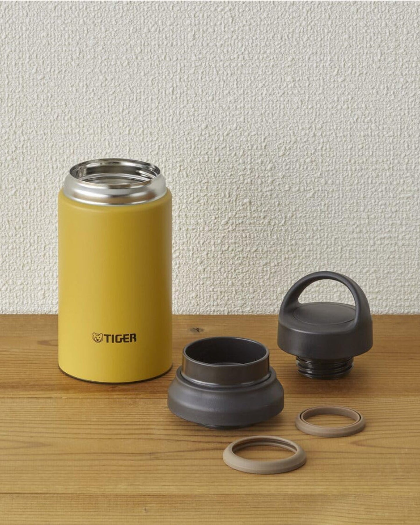 زجاجة تايجر SS مفرغة من الهواء سعة 400 مل (Mcz-S040Ye)