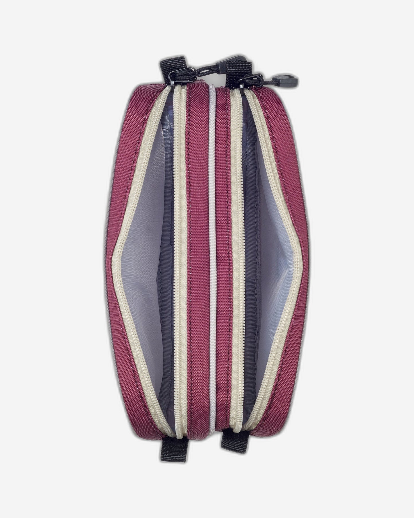 مجموعة ديلسي باريس بي تي إس 2022 المكونة من 3 قطع