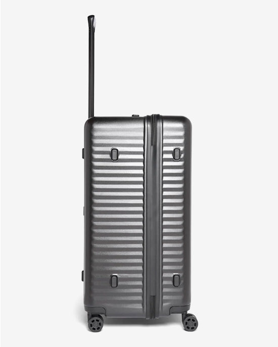 حقيبة سفر إيكولاك سيليسترا الصلبة غير القابلة للتمدد، 75 سم، مزودة بأربع عجلات مزدوجة، لون أسود - PC183K