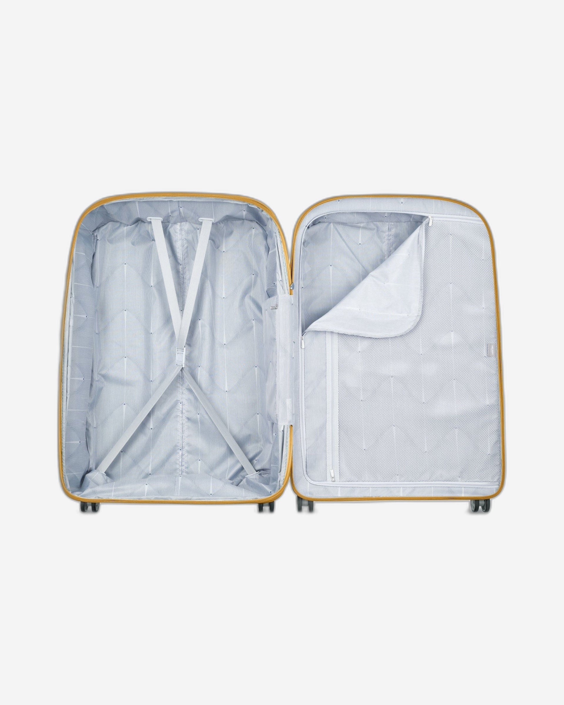 حقيبة ديلسي باريس كلافيل (مادة معاد تدويرها)