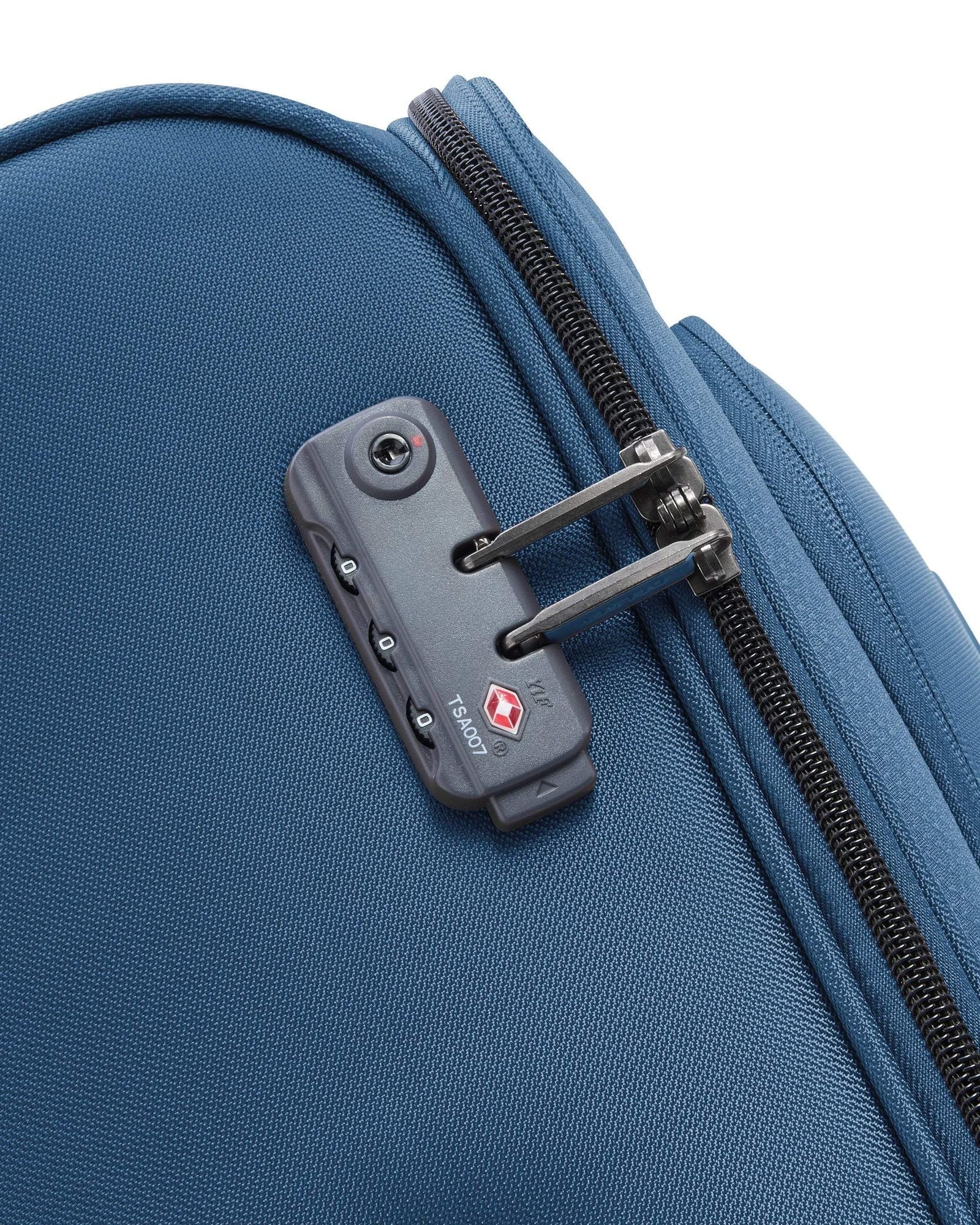 ديلسي باريس كاراكاس