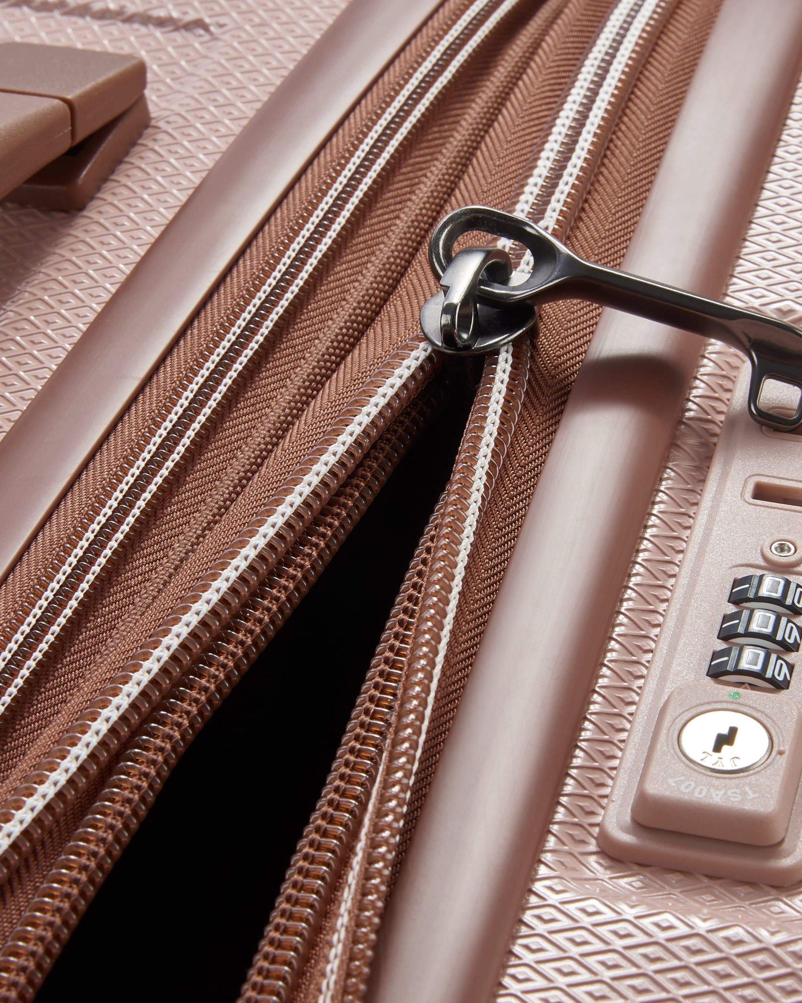 دلسي باريس كاروسيل