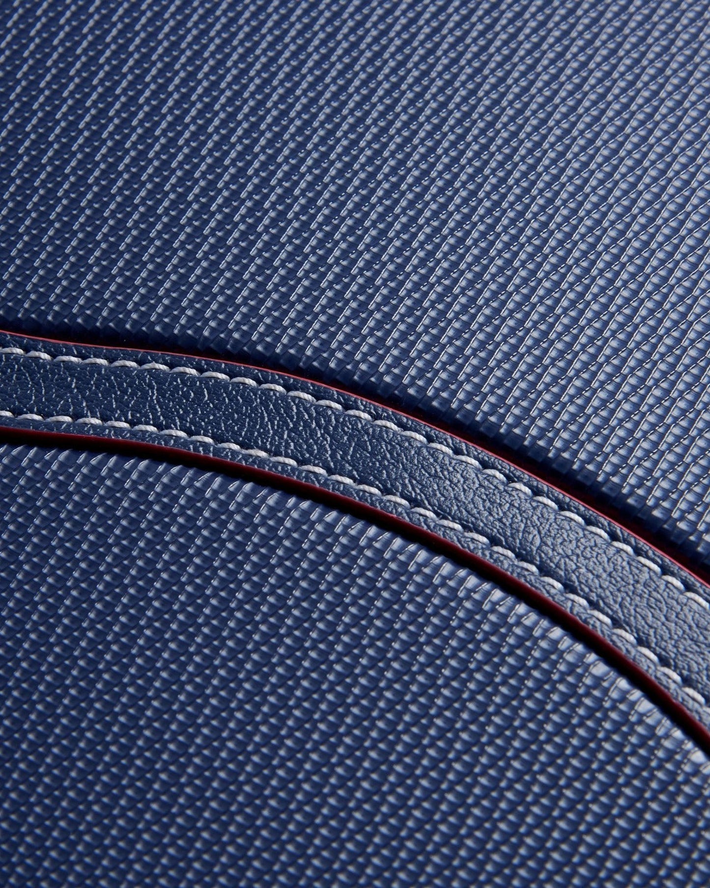 الأمتعة ديلسي باريس شاتليه إير 2.0