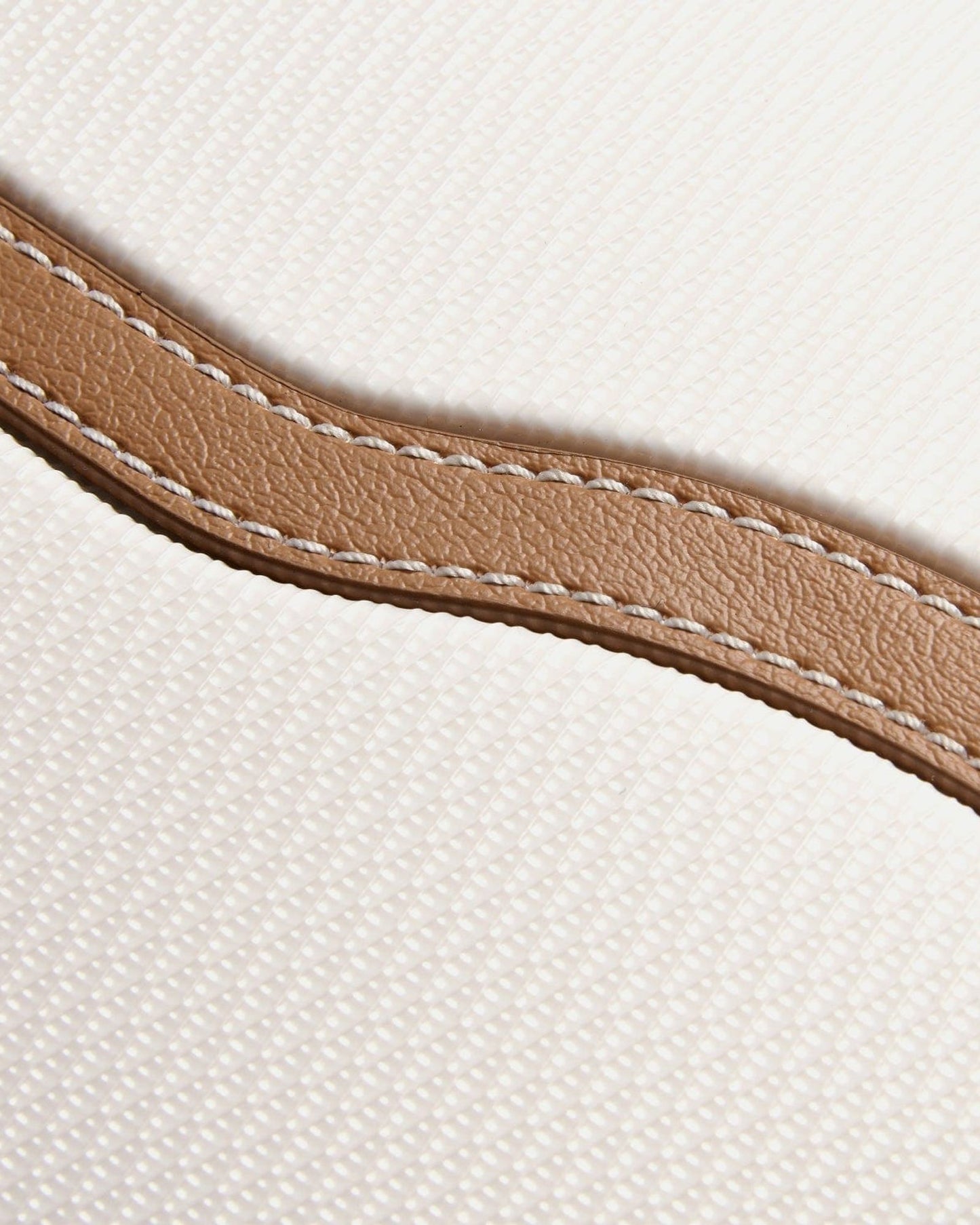 الأمتعة ديلسي باريس شاتليه إير 2.0