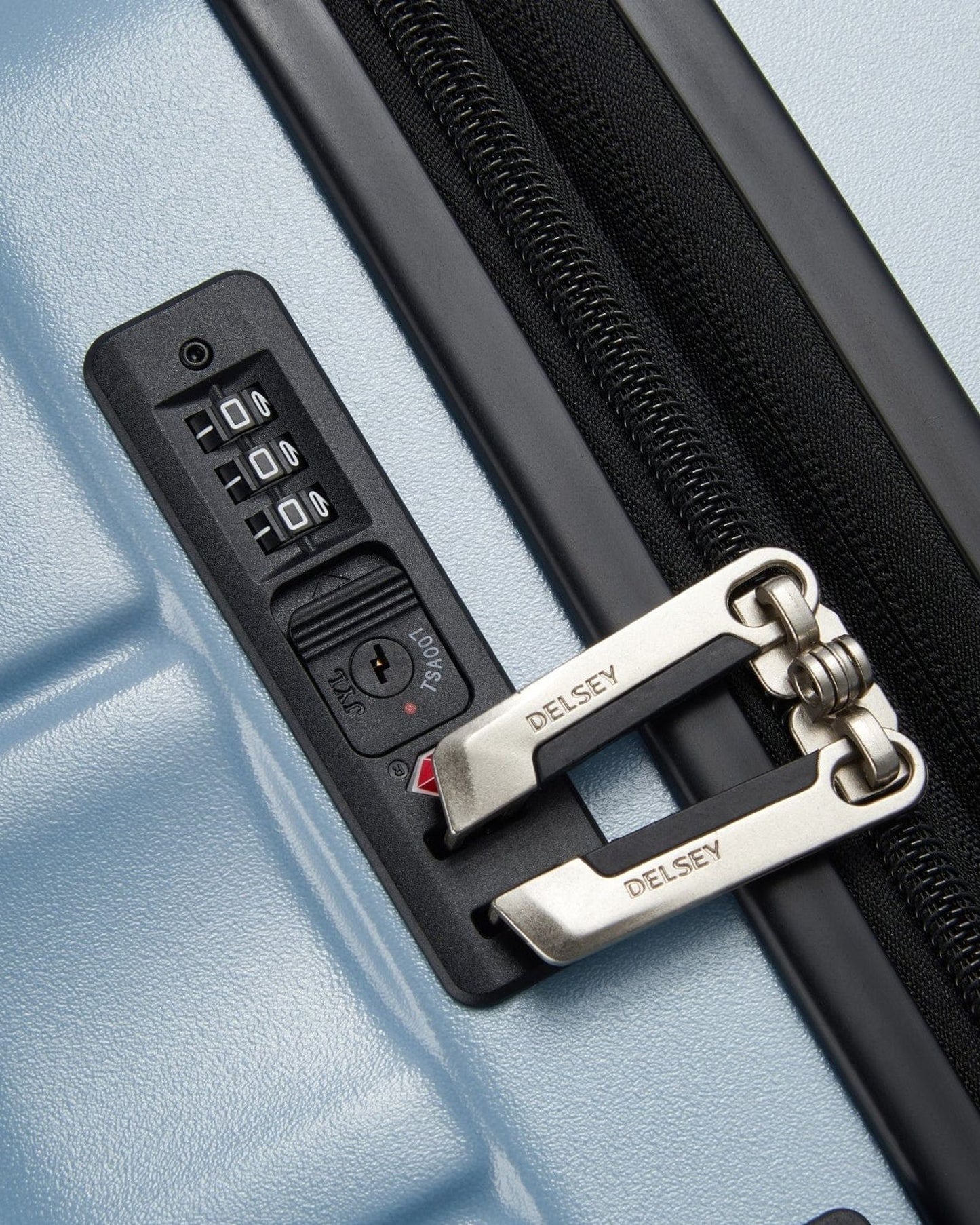 ديلسي باريس تيفاني