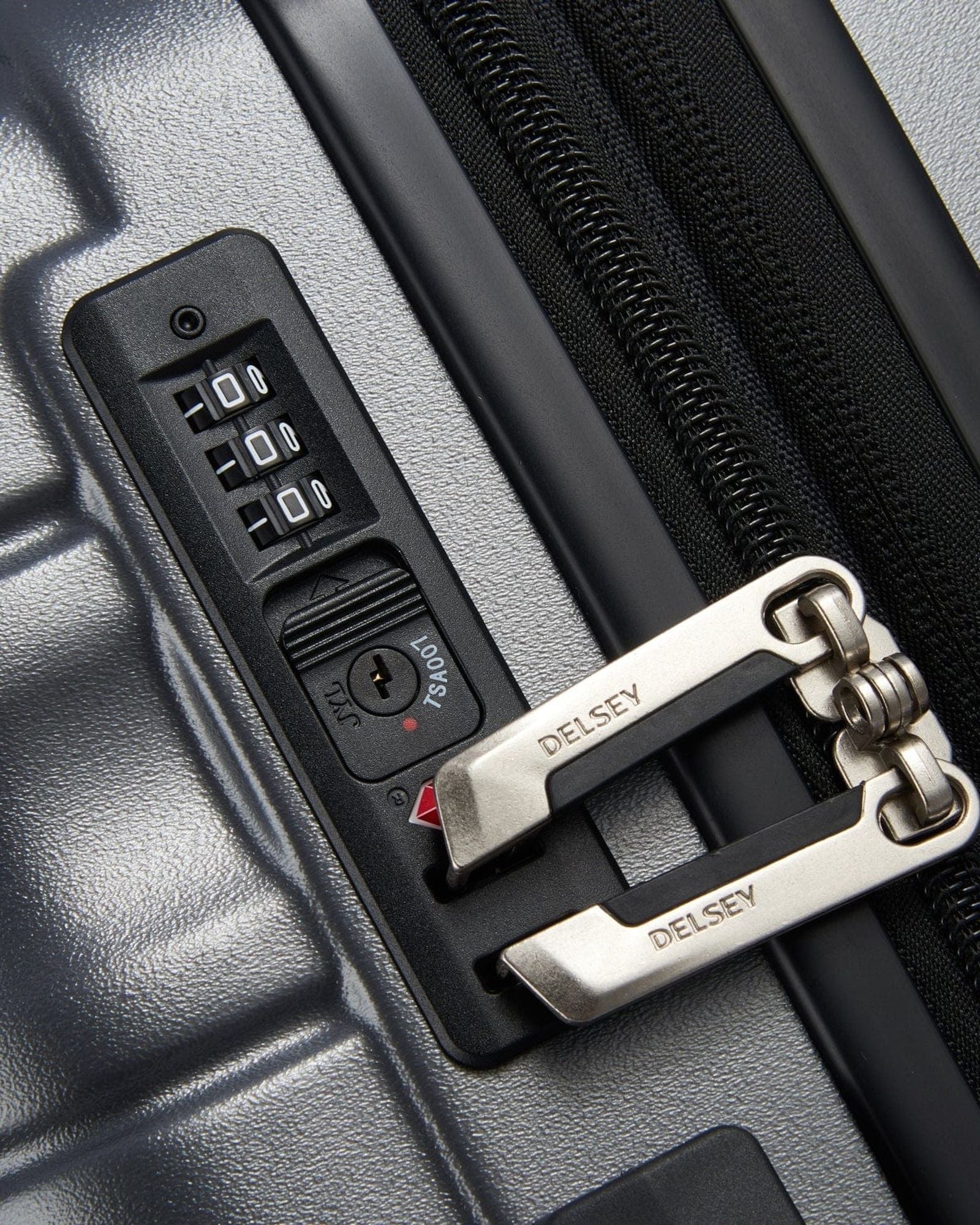 ديلسي باريس تيفاني