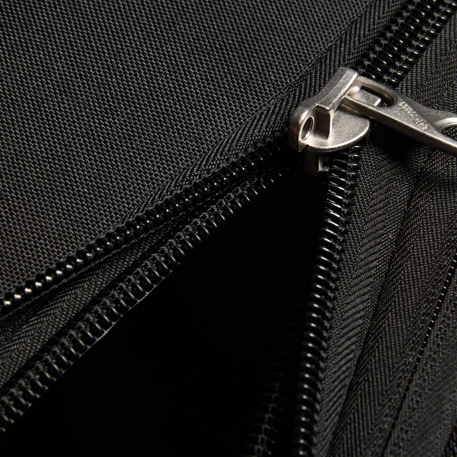 ديلسي باريس بين أب 6