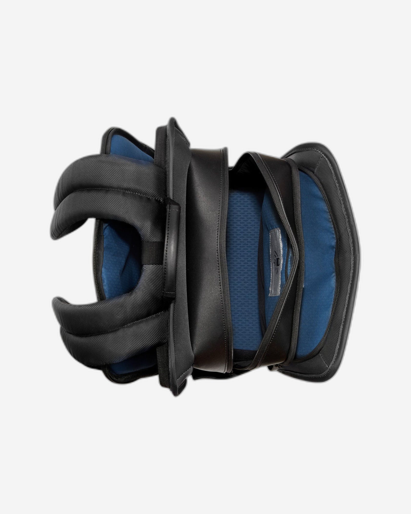 حقيبة ظهر ديلسي باريس آرشي ذات حجرتين