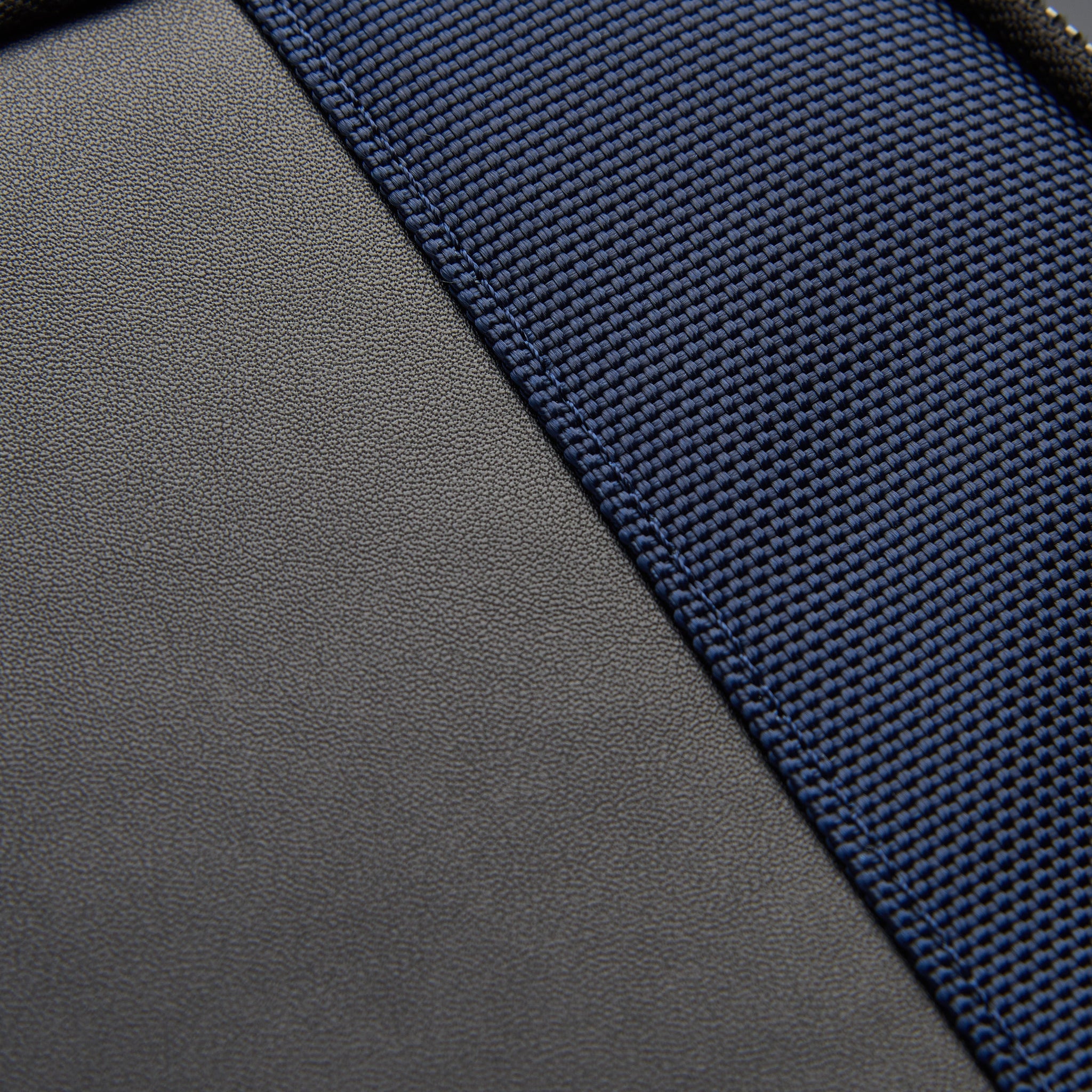 حقيبة ديلسي باريس واجرام 15.6 بوصة