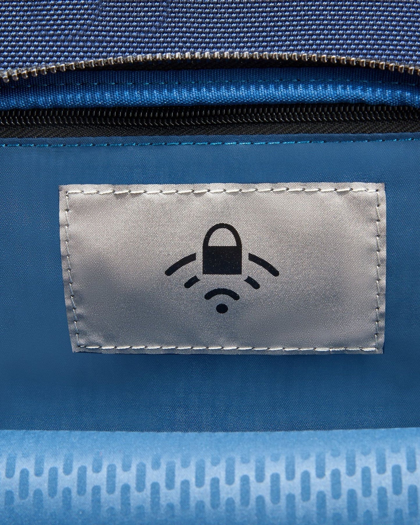 حقيبة ظهر ديلسي باريس واجرام 2