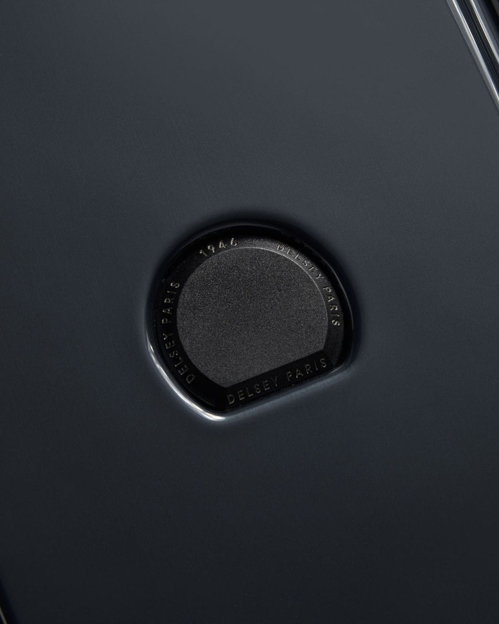 ديلسي باريس أوفيلي