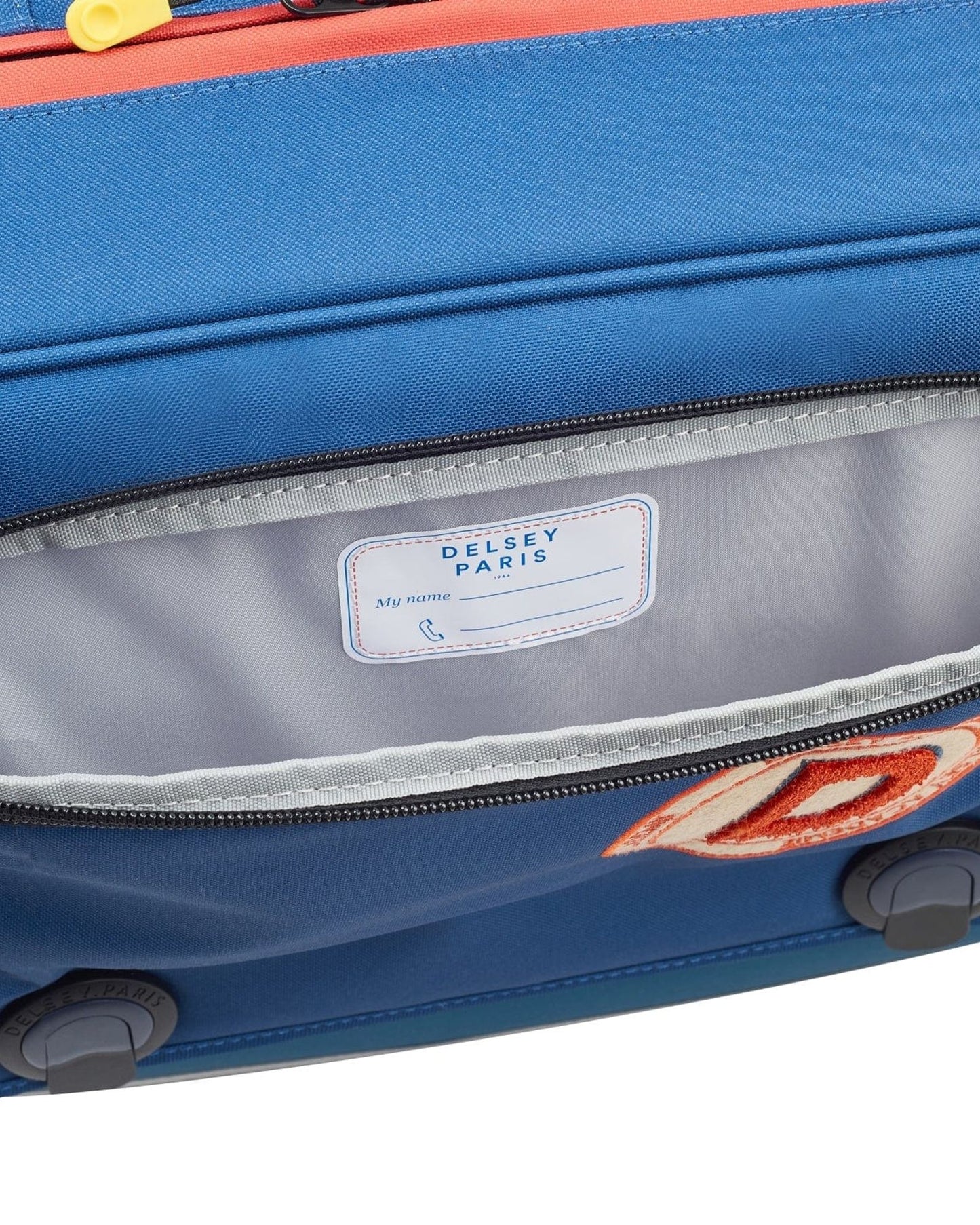 حقيبة مدرسية أفقية زرقاء من ديلسي باريس للعودة إلى المدرسة 2023