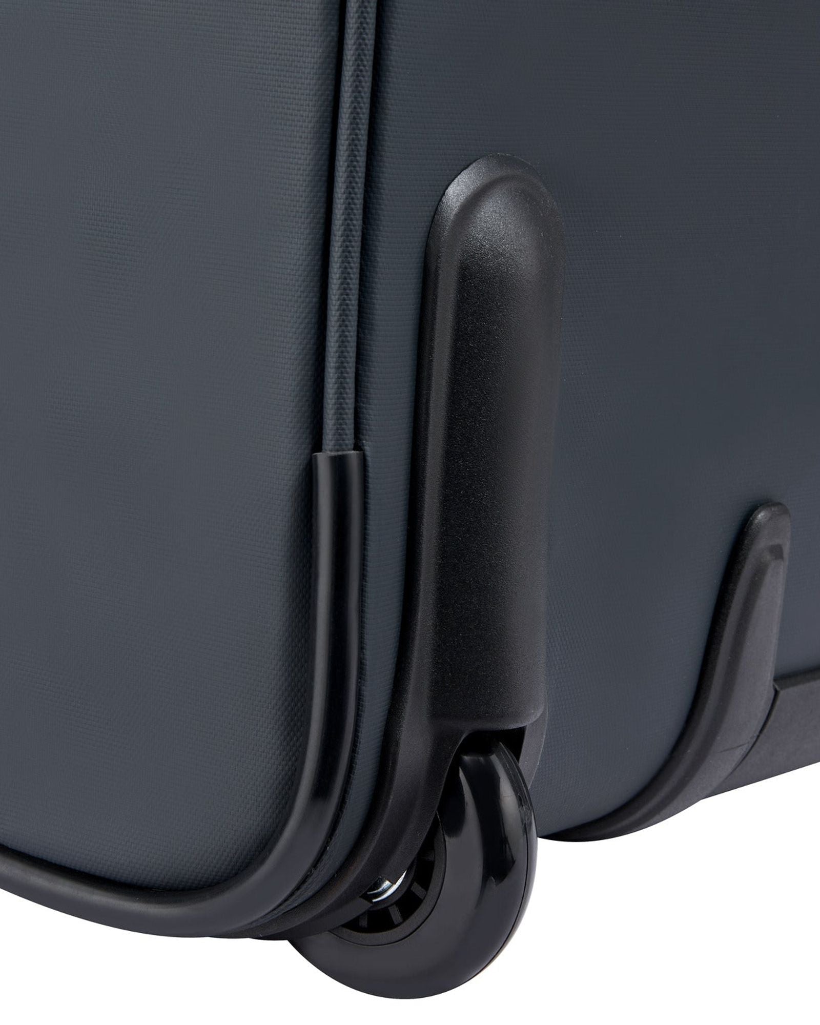 حقيبة ديلسي باريس بارفيس+ مقاومة للماء بعجلتين، مقاس 17.3 بوصة، رمادية - 394445911 