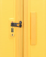 مجموعة أمتعة إيكولاك فورزا ٥٥+٦٥+٧٥ سم، حقيبة صلبة بأربع عجلات مزدوجة قابلة للتوسيع، لون أصفر مانجو، مناسبة للمقصورة والتسجيل