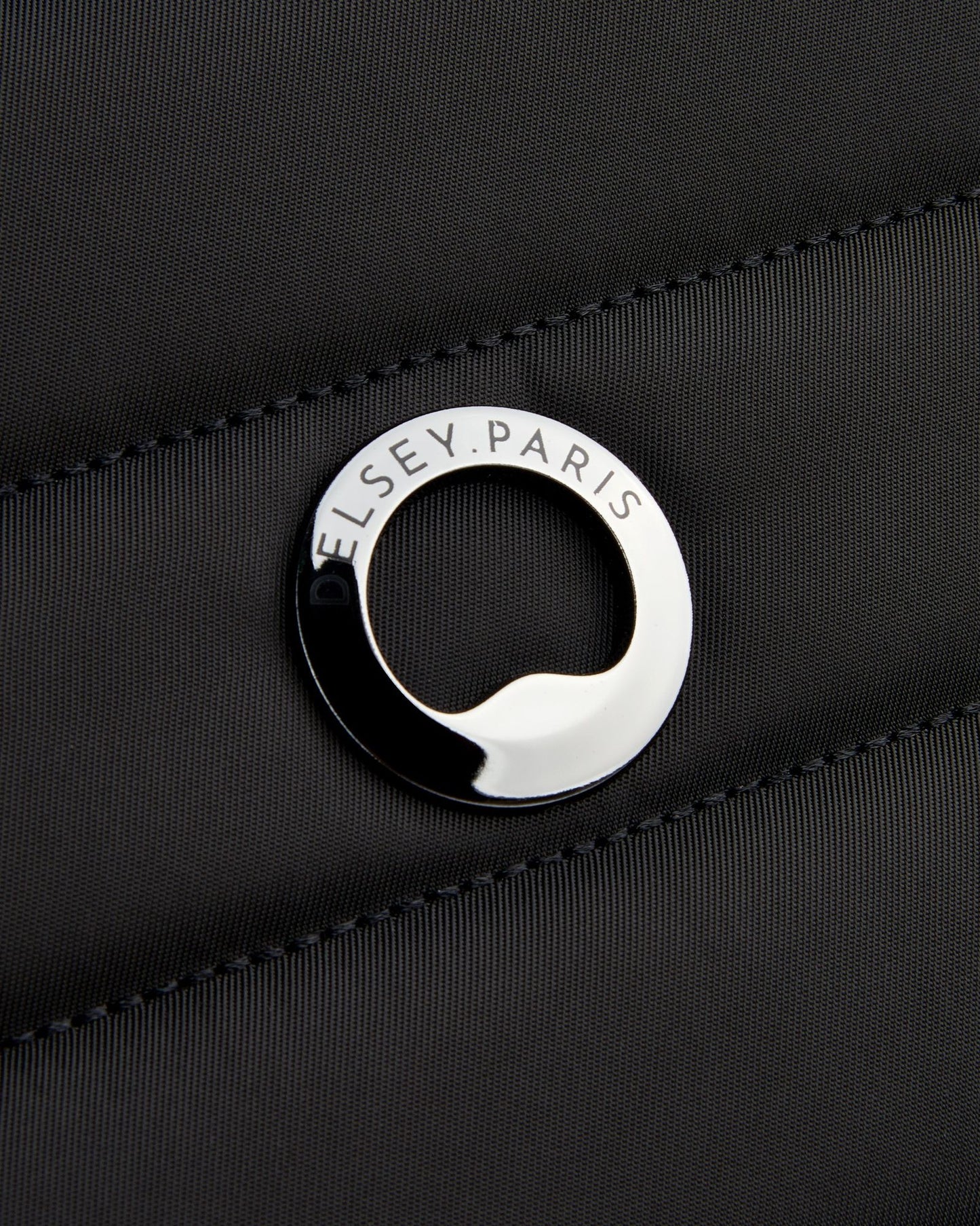 ديلسي باريس شادو 5.0 بيزنس سوفت كابين