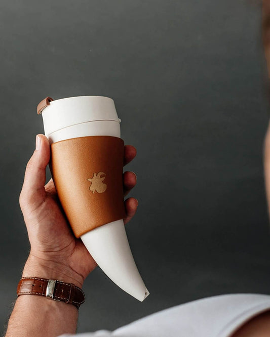 كوب جوت ستوري من الجلد الطبيعي بني 470 مل