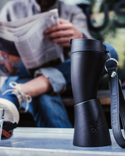 كوب جوت ستوري مصنوع من الجلد الطبيعي باللون الأسود، 470 مل