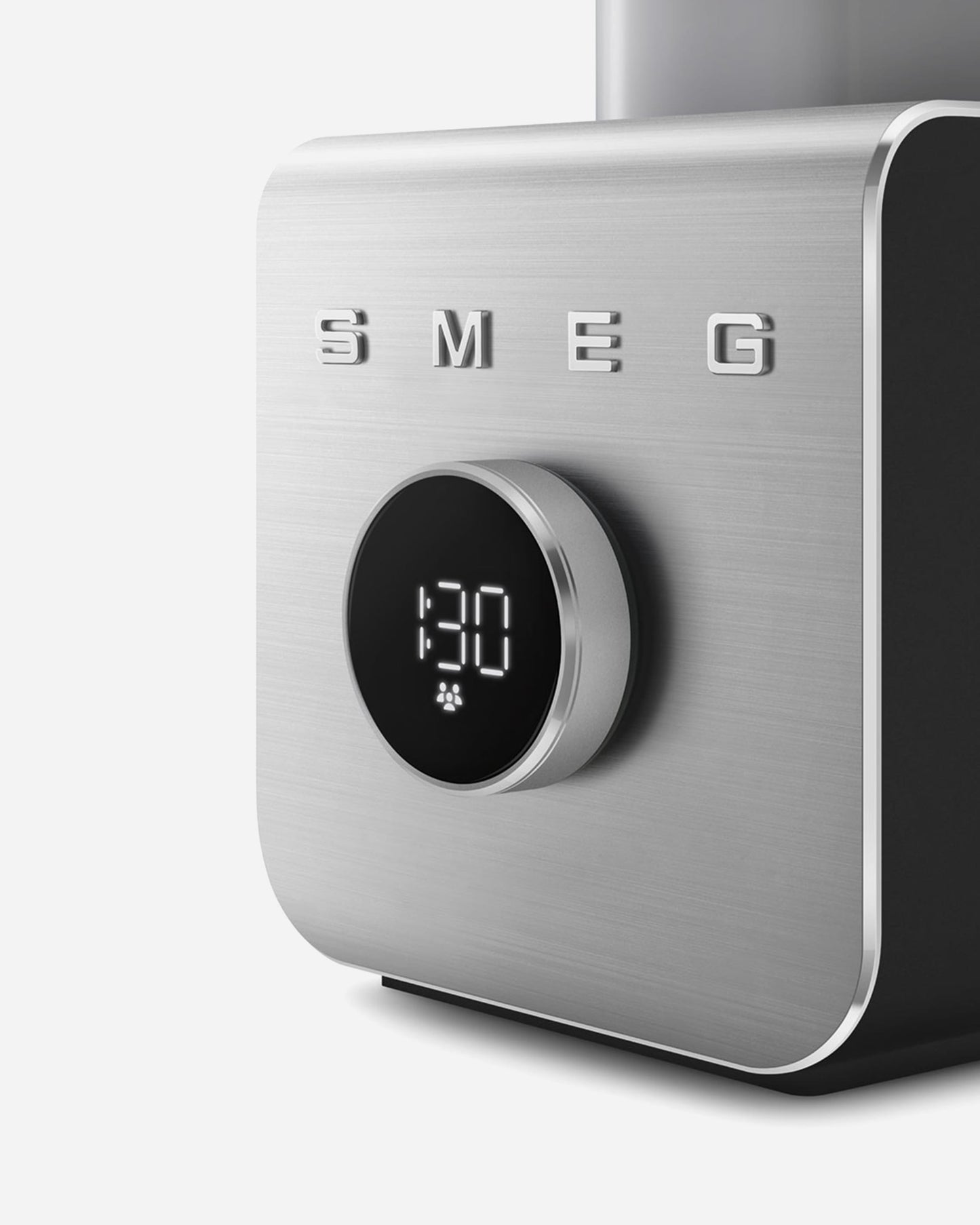 خلاط SMEG عالي الأداء مع إبريق تريتان أسود مطفأ اللمعة