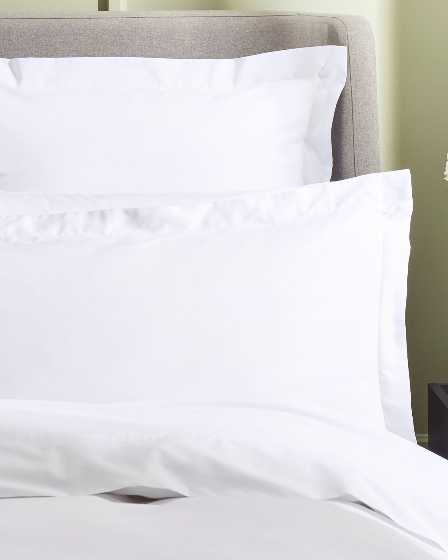 بياضات سرير كريستي تشيلسي 200 خيط أبيض